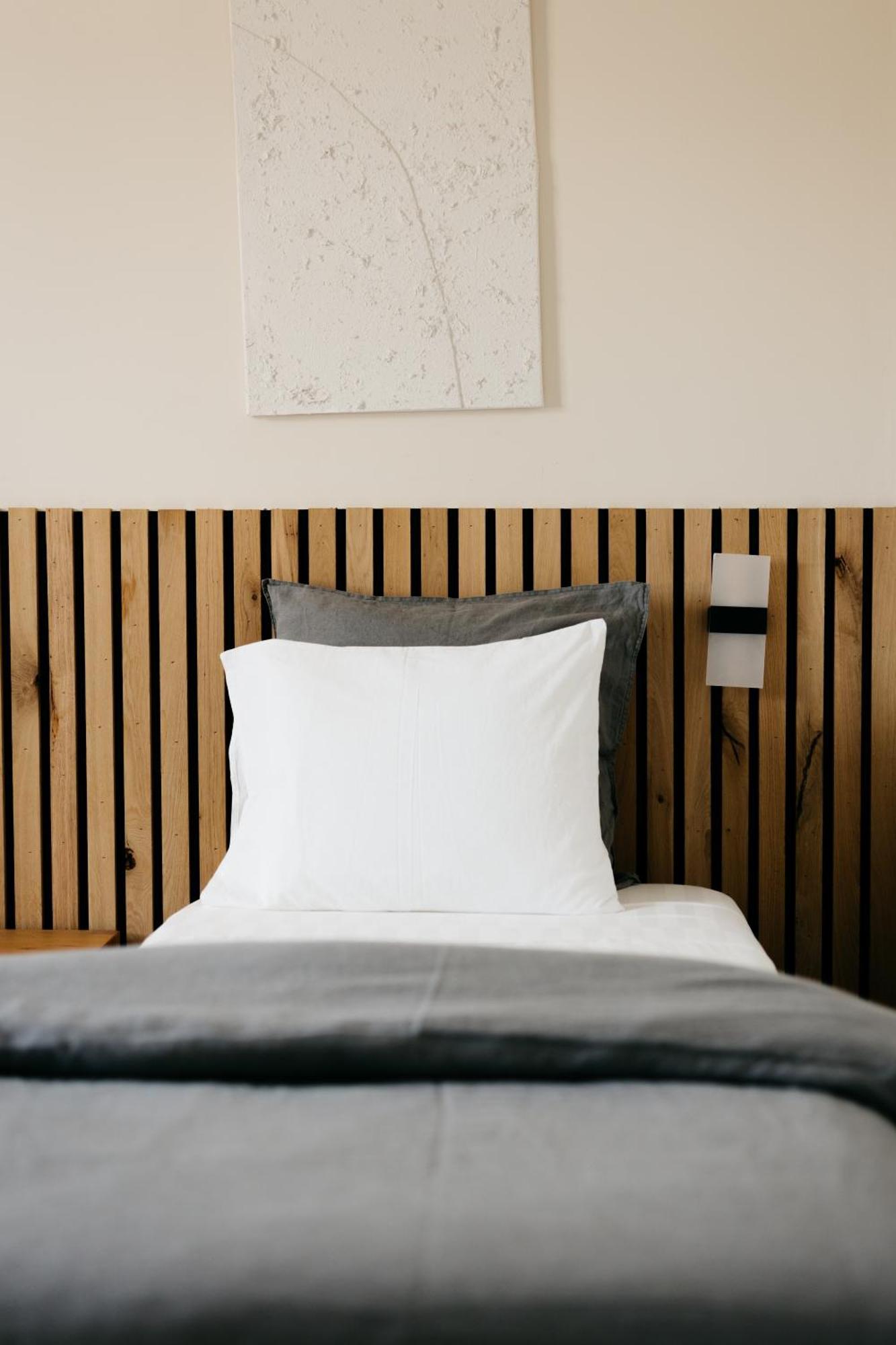 The Edgewater Suites - Skyline Namur Exterior foto